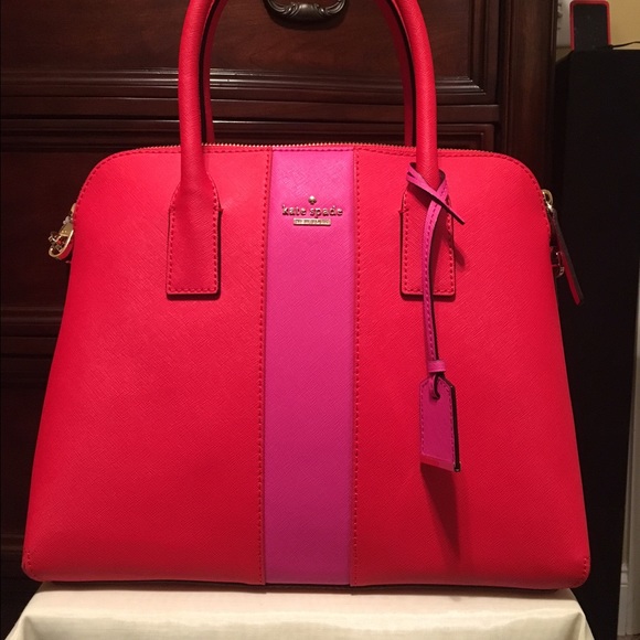 kate spade Handbags - KateSpade street racing bag❤️❤️😍😍