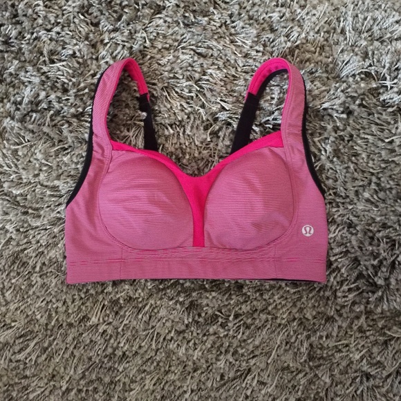 Lululemon sport bra.