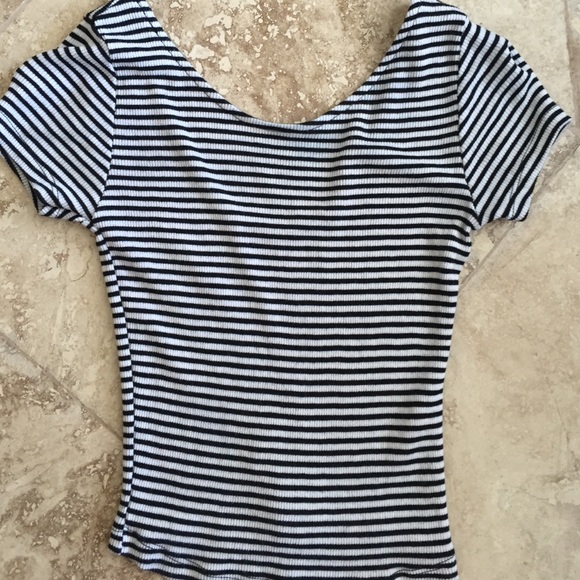 Brandy Melville crop top