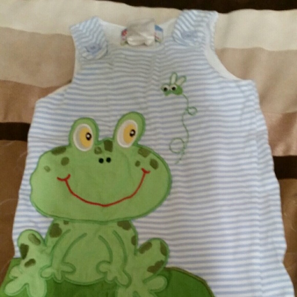 Onesie - Picture 1 of 3