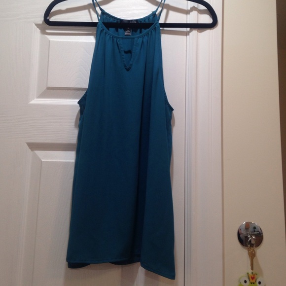 Tank top with front triangle cutout