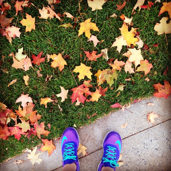 Meet your Posher, Whitney - Picture 1 of 1