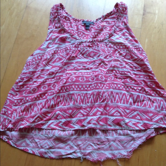 Tribal crop top - Picture 2 of 4