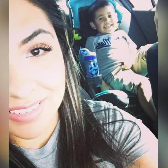 Meet your Posher, Camille