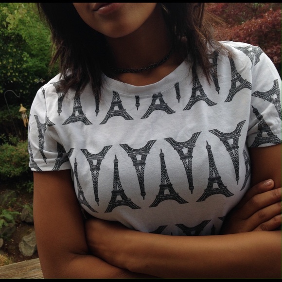 Eiffel Tower shirt