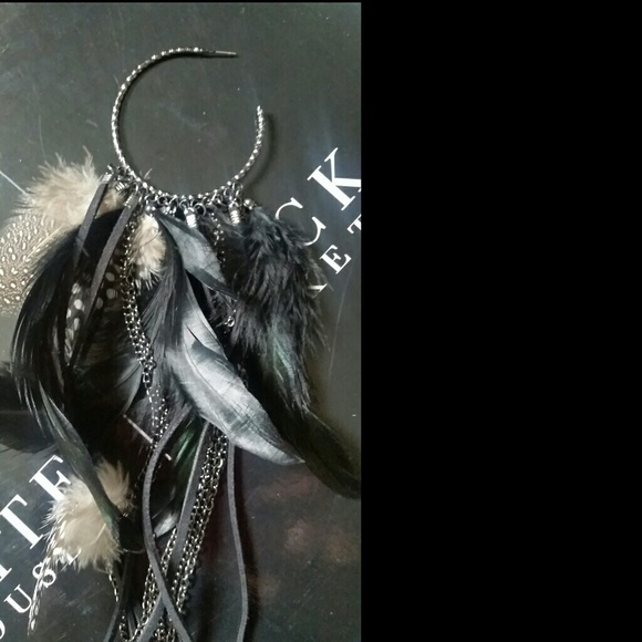 Feather Earrings - Picture 2 of 4