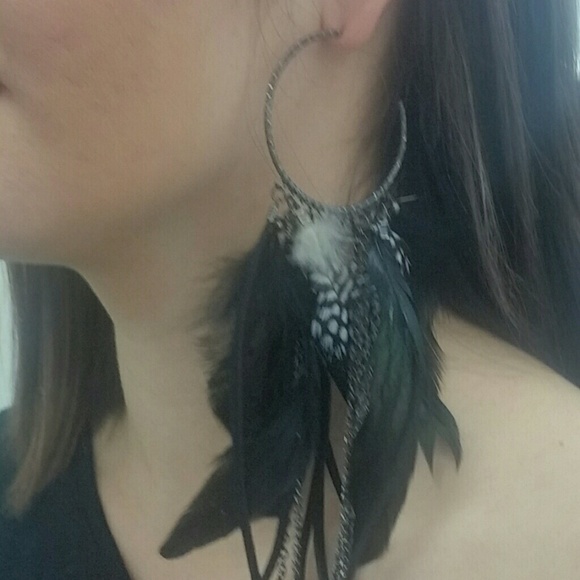 Feather Earrings - Picture 3 of 4