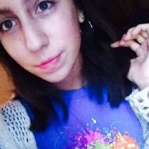 Meet your Posher, Celeste