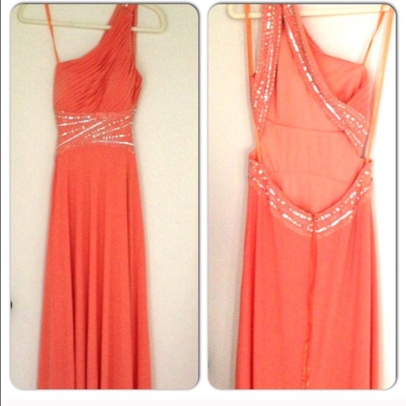 Small coral cache dress