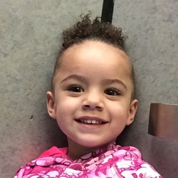 Meet your Posher, Angela