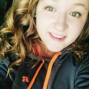 Meet your Posher, Adryenne