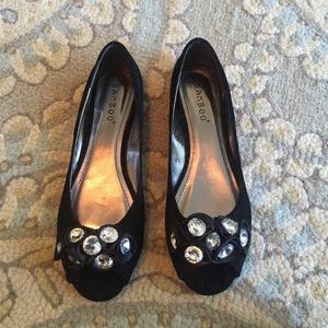 Black Peep Toe Flats!