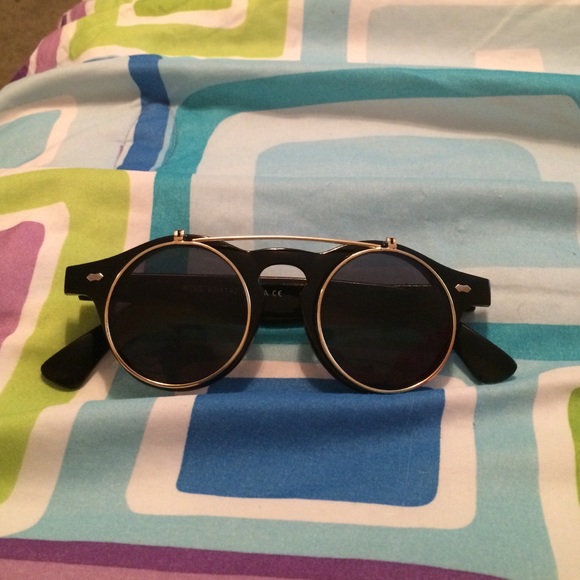 Sunglasses(final price drop)💯
