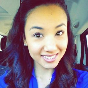 Meet your Posher, Krystal