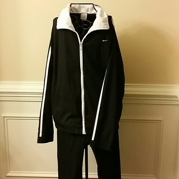 Nike sweatsuit
