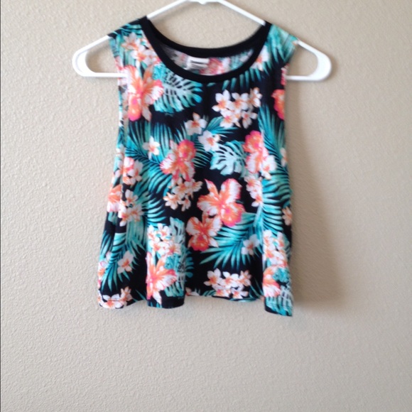 PINK Victoria's Secret Tops - VS Pink cropped floral muscle T