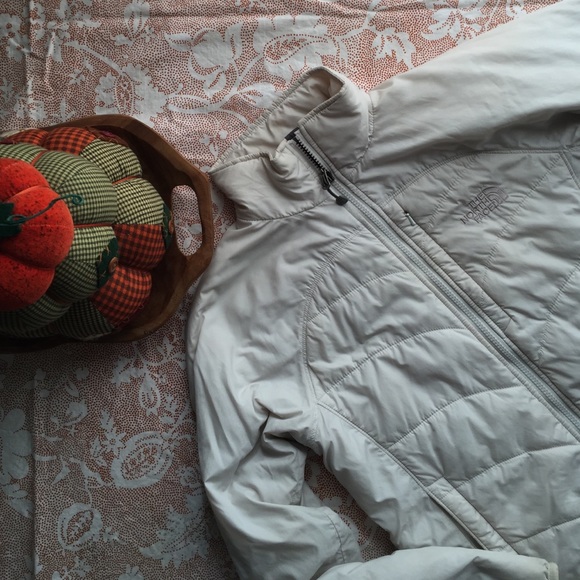 The North Face Jackets & Blazers - North face Prima loft packable jacket