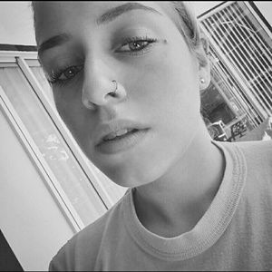 Meet your Posher, Claudia