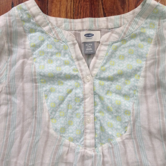 Old Navy blouse child's XL (14), fits adult XS/S - Picture 2 of 4