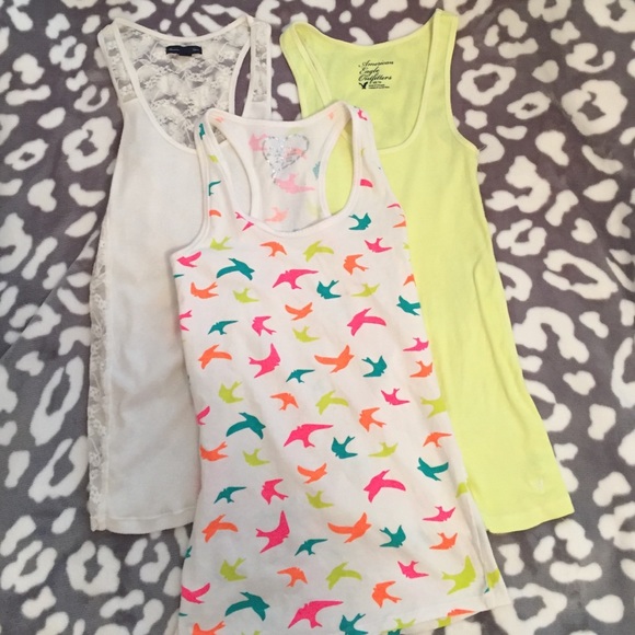 American Eagle and Rue21 Tank Bundle