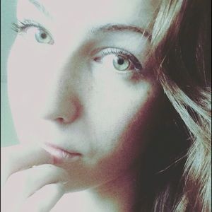 Meet your Posher, Deanna