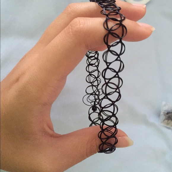 Black Chocker - Picture 1 of 2