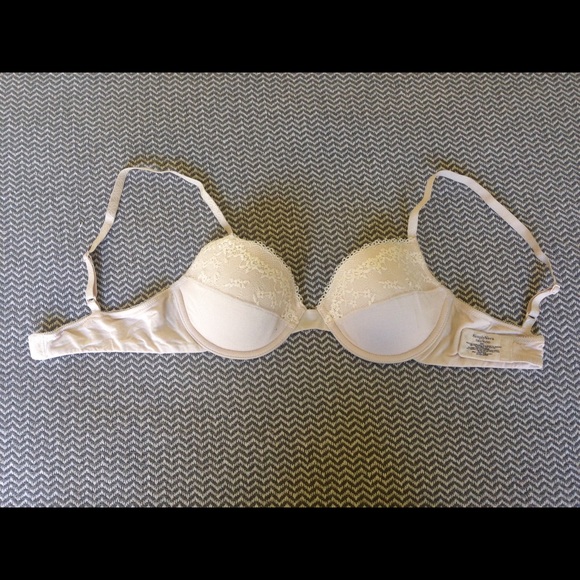 Bra. Worn once! Didn't fit.