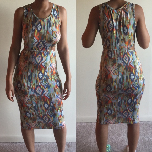 Dresses & Skirts - MIDI DRESS