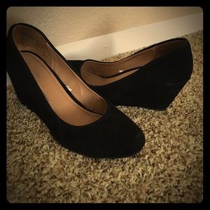 Matt black wedges size 8