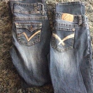 2 pairs of jeans