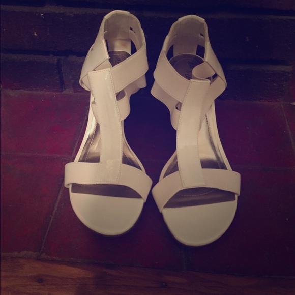 White open toe wedges for kids and adults - Picture 1 of 4