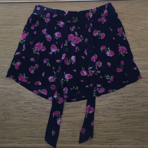 Floral Flowy Shorts