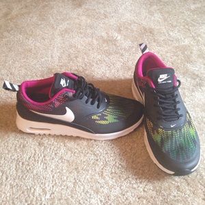 Nike Air Max Thea size 6