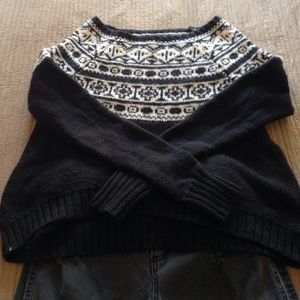 American Eagle sweater size M.