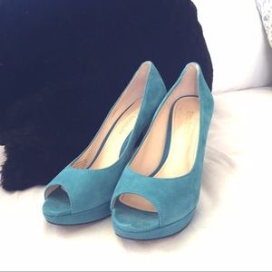 🚫Sold🚫Aqua Blue Suede Heels