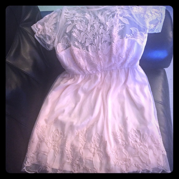 Blush F21 plus size detailed dress.