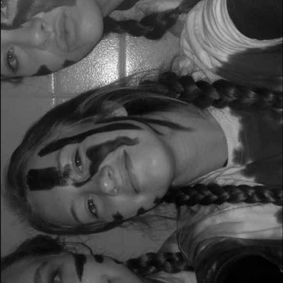 Meet your Posher, Megan - Picture 1 of 1