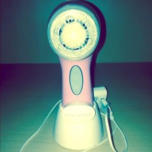 Pink Clarisonic Aria