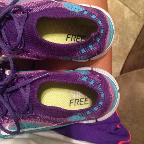 Nike Free Flyknit - Picture 3 of 3