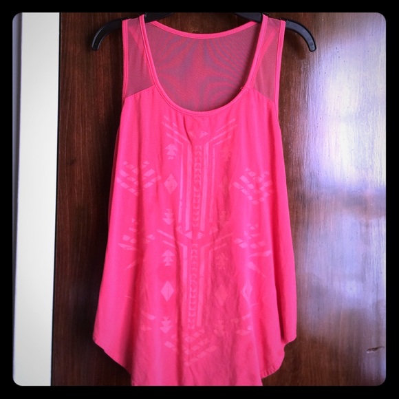 Pink tank