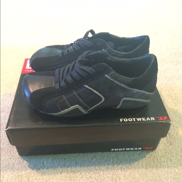 Comfy black Diesel's