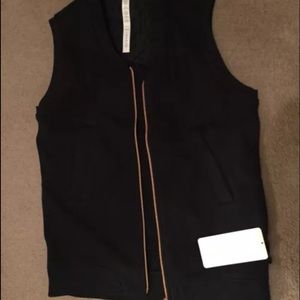 Lululemon Departure Vest size 6