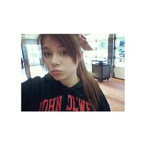 Meet your Posher, Nora