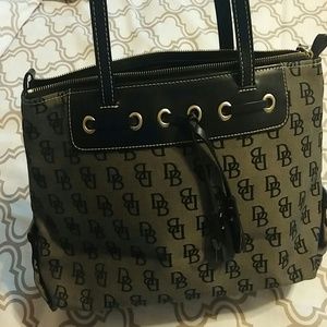 Final Price Drop DB shoulder handbag