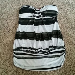 Black and white tube top