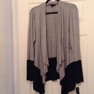 Light-weight sweater