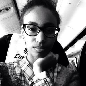 Meet your Posher, Hala