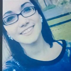 Meet your Posher, Laurel