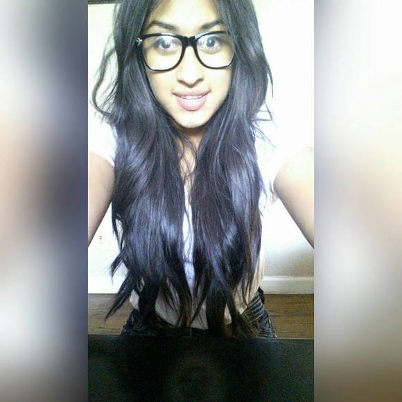 Meet your Posher, Isabel