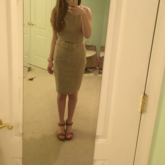 Dresses & Skirts - Sheath dress with Belt
